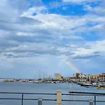 La Perla & Oda ve Kahvaltı Bari