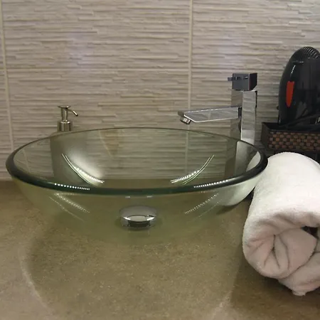 La Perla & فندق مبيت وإفطار 4*