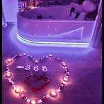 La Perla & 3*