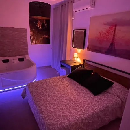 La Perla & Bed & Breakfast 4*