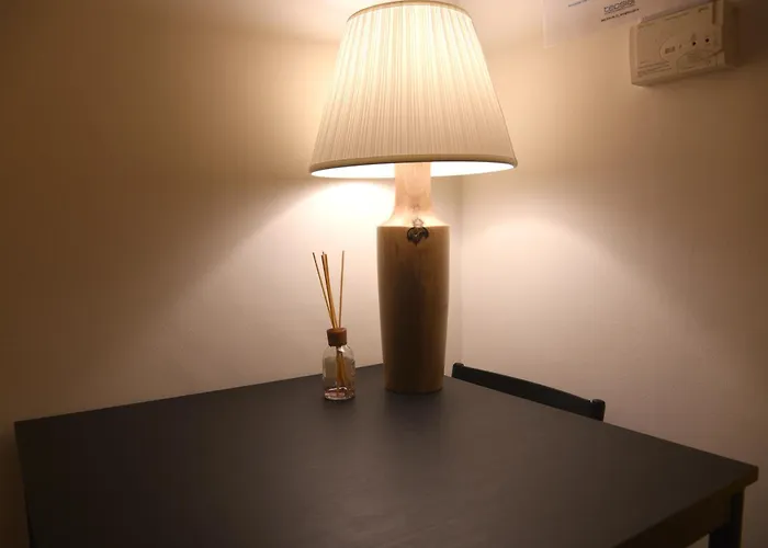 לינה וארוחת בוקר La Perla & 3*