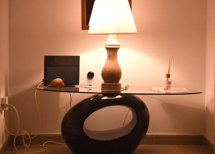 לינה וארוחת בוקר La Perla & 3*